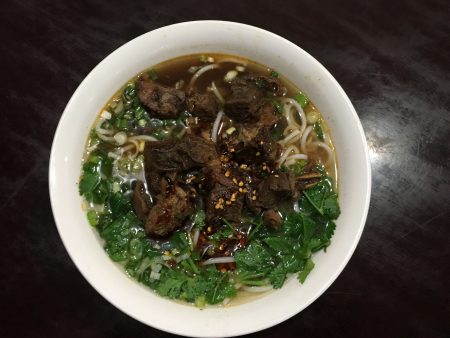 牛腩米線也是店裡一絕。
