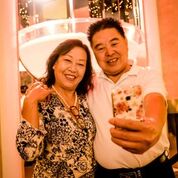 一對結婚五十年的金婚夫婦,來天緣渡假村第一次找回了失去的時光。(大紀元圖片)
