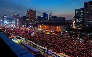 连六周示威 韩230万民众要朴槿惠立刻下台