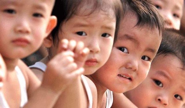 中国人口骤降 福建去年出生人口跌破30万