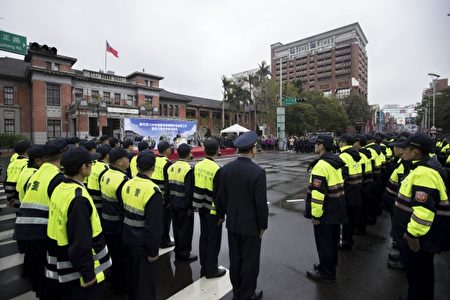 展示警民力。(新竹市府提供)
