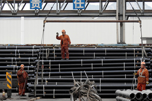 分析：中国钢铁业成三明治 国内外两面夹攻
