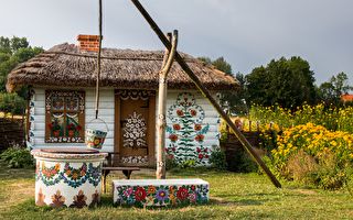 組圖：四處可見美麗彩繪花朵的波蘭村莊
