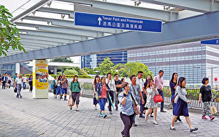香港公务员料加薪1.38%至2.44%
