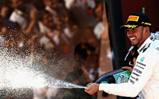 F1西班牙站：汉密尔顿反超维特尔夺冠
