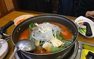 韓國美食——明洞元堂脊骨土豆湯