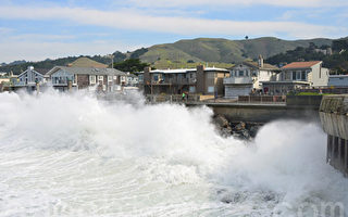 飓风来了 圣地亚哥大浪或达10英尺
