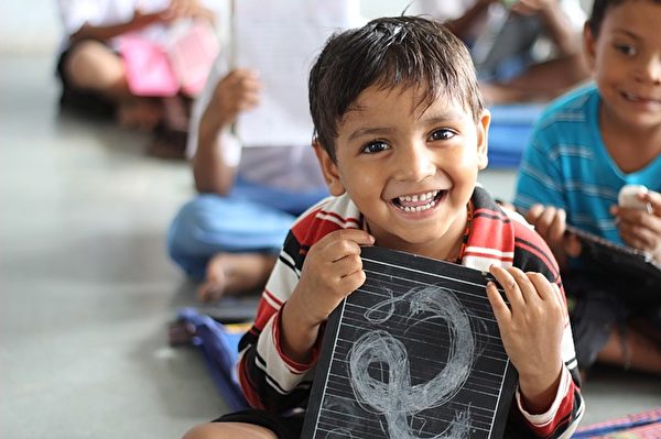 可爱的印度孩童。(Pixabay)