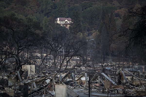 雖然大火繼續肆虐，但加州官員對滅火滿懷希望。(David McNew/Getty Images)