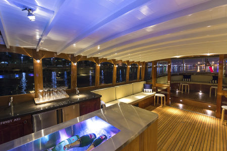 Cruise Melbourne活動/派對包船。（Melbourne Boat Hire提供）