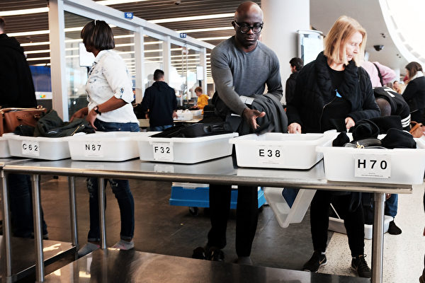 對旅客來說，機場的安檢相當重要。(Spencer Platt/Getty Images)
