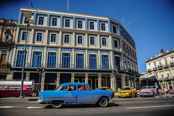 遭受制裁的哈瓦那Telegrafo酒店。(Photo credit should read YAMIL LAGE/AFP/Getty Images)