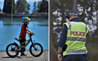 美国警察拦住一名骑自行车男孩开了一张罚单 理由你一定猜不到