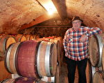 一家八代種葡萄 法國莊主家藏三百年酒窖
