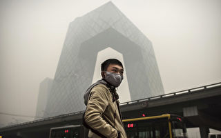 沙尘袭北京 空污爆表 PM10高达3000