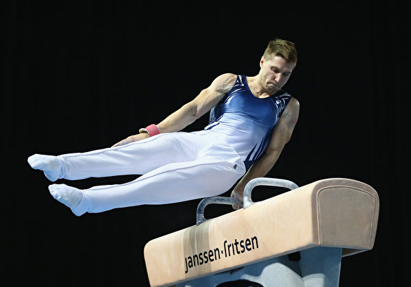 Luke Wiwatowski 2015在澳大利亚体操锦标赛中。 (Photo by Robert Cianflone/Getty Images)