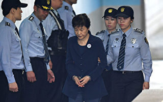 朴槿惠获知判刑24年 “格外淡定”令人吃惊