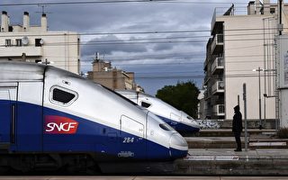 法國鐵路罷工影響大 民眾反感