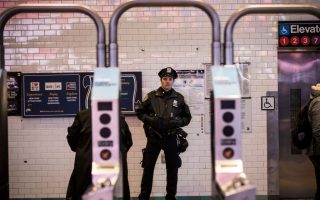 減輕警力負荷 紐約市不再抓地鐵逃票