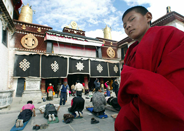 西藏大昭寺 膜拜 密宗