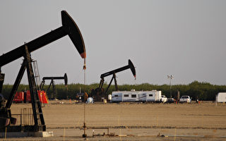 美國庫存連降兩週 西德州原油衝上七十美元