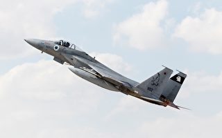 以色列空军缔造F-15战机传奇 断翼也能飞行