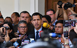 美国警告马杜罗 打击瓜伊多将面临严重后果