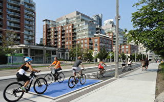 多伦多建自行车基础设施 又把士嘉堡忘了