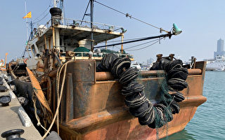 台灣查獲大陸漁船 滾輪式漁法嚴重破壞生態