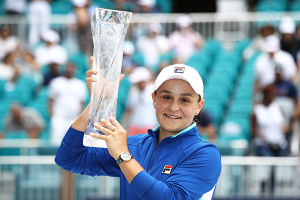 邁阿密網賽：澳洲人巴蒂首奪皇冠賽冠軍