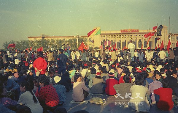 1989年六四前夕北京天安门广场。（蒋一平提供）
