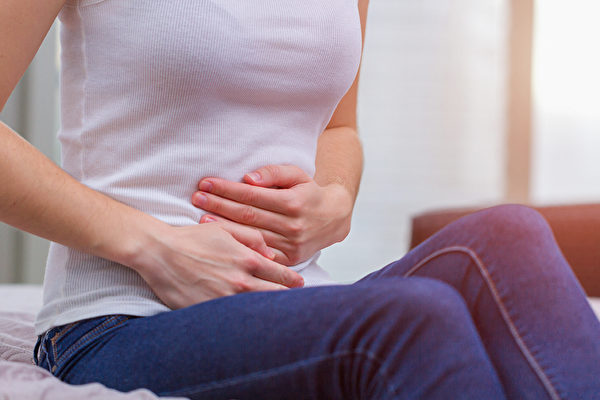 尿失禁是许多中老年或产后妇女的困扰，中医如何治疗尿失禁？(Shutterstock)