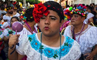 墨西哥市長未履行競選承諾 被迫穿女裝遊街
