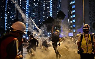 港人響應8‧5大罷工 警發催淚彈橡膠彈