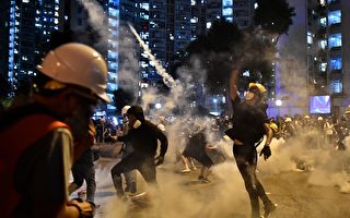 外媒：反制警方催泪弹 香港抗议人士有创意