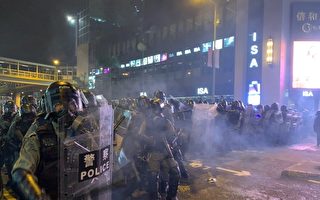港警8.4强力驱散示威者 传郭声琨赴深圳指挥