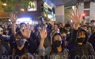 香港沉默大眾助民主派大勝 中共誤判選情