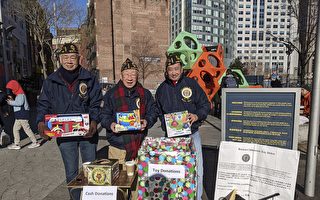 波城華埠退伍軍人會為兒童募捐玩具