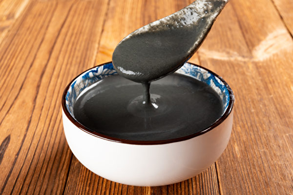 补肾食物之一：黑芝麻。(Shutterstock)