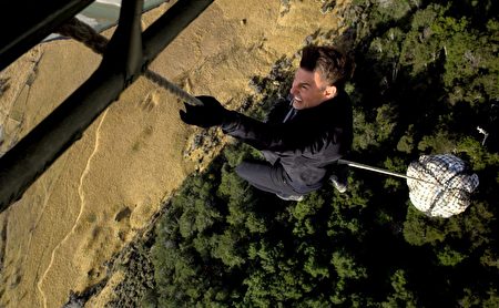 湯姆·克魯斯在《不可能的任務：全面瓦解》中飾演伊森·韓特。