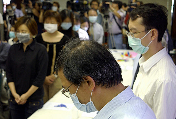 台灣在武漢肺炎防疫中能夠領先，原因之一是經歷SARS的慘痛後，學得的經驗。 (SAM YEH/Getty Images)