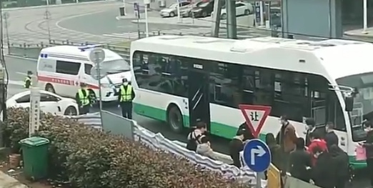 【現場視頻】武漢公車現病例 官方否認網民質疑