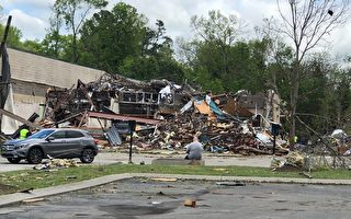 致命龙卷风袭击田纳西  150建筑被毁