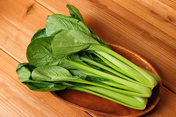 富含植化素且含糖量低的十字花科蔬菜，是蔬菜汤的主角食材。(Shutterstock)