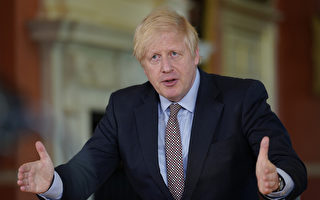 英国首相约翰逊宣布分阶段重启经济