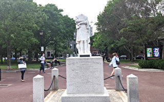 【视频】波士顿哥伦布雕塑被砍头