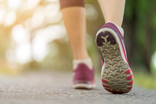 藉由跑步维持身心健康，转变成适合跑步的身体，使身心获得平衡，这不是一蹴而就的事。(Shutterstock)