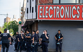 纽约警方披露 暴徒趁乱抢劫高档奢侈品