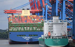 汉堡首次迎来全球最大集装箱船