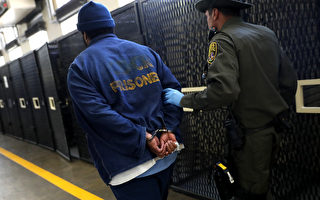 降低感染風險 加州監獄計劃再放3500犯人惹議